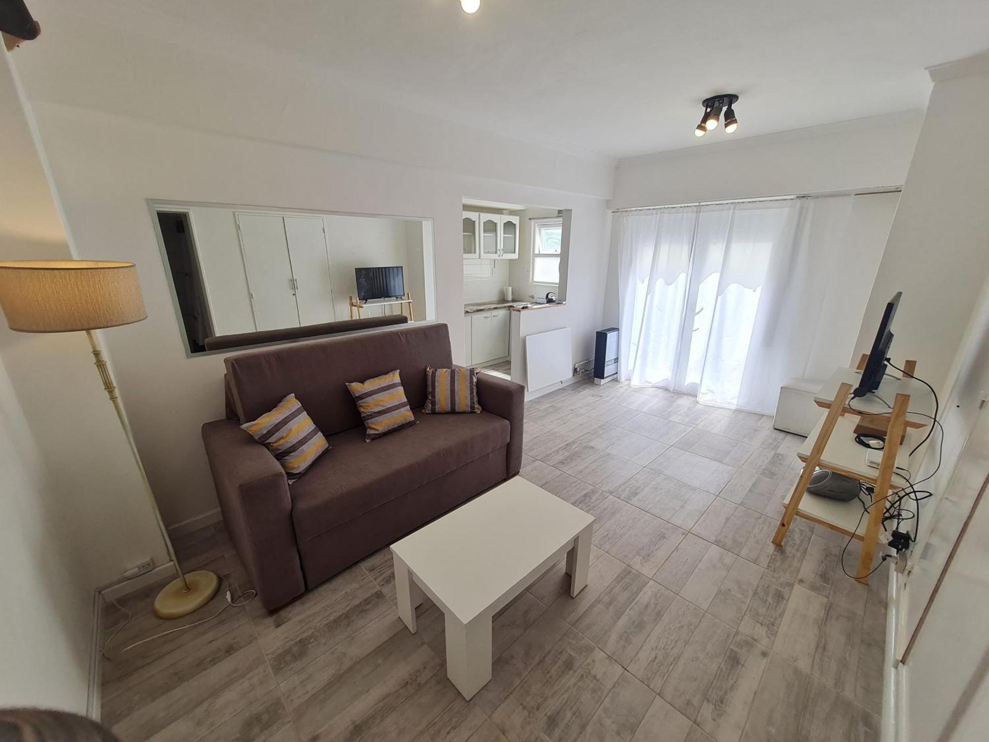 Depto Dos Personas Zona Chauvin Apartment *
